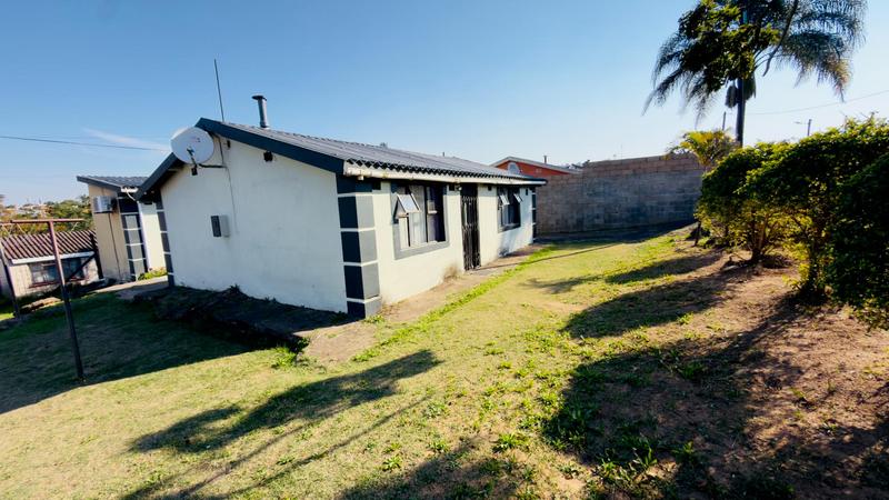 2 Bedroom Property for Sale in Ntuzuma KwaZulu-Natal