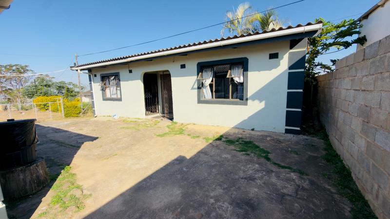 2 Bedroom Property for Sale in Ntuzuma KwaZulu-Natal