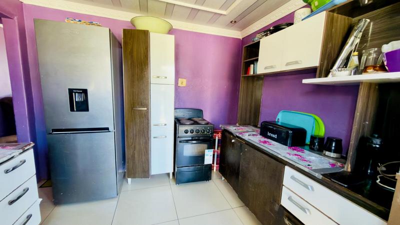 2 Bedroom Property for Sale in Ntuzuma KwaZulu-Natal