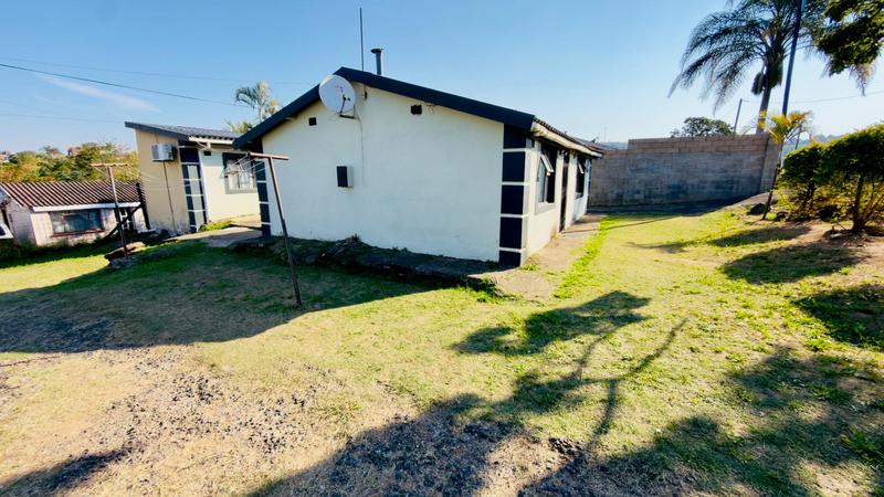 2 Bedroom Property for Sale in Ntuzuma KwaZulu-Natal