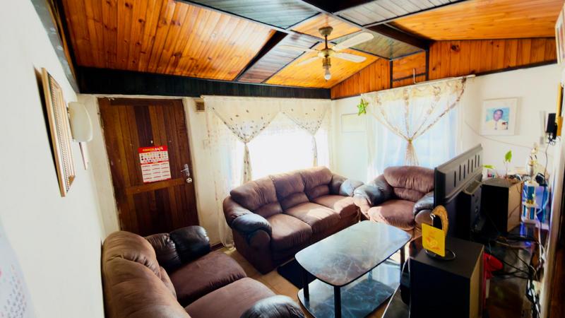 2 Bedroom Property for Sale in Ntuzuma KwaZulu-Natal