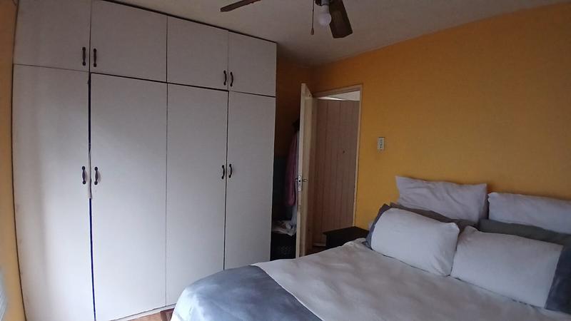2 Bedroom Property for Sale in Montclair KwaZulu-Natal