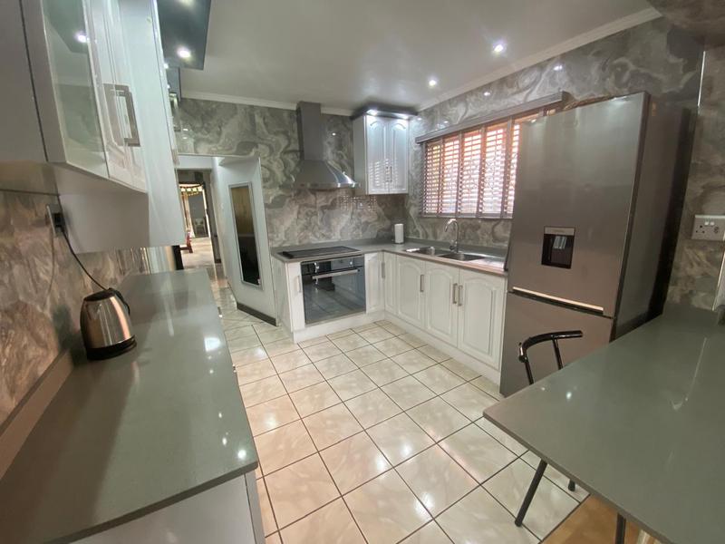 2 Bedroom Property for Sale in Caneside KwaZulu-Natal