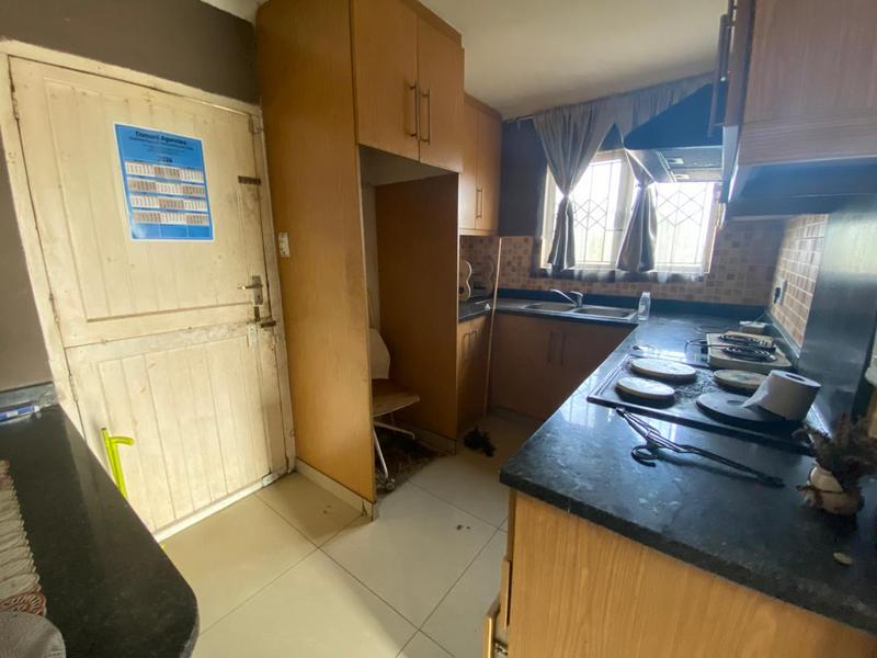 2 Bedroom Property for Sale in Northcroft KwaZulu-Natal