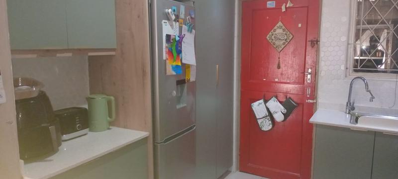 2 Bedroom Property for Sale in Sherwood KwaZulu-Natal