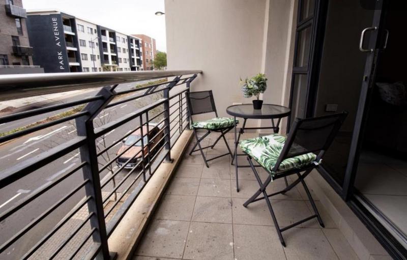 To Let 2 Bedroom Property for Rent in Umhlanga Ridge KwaZulu-Natal