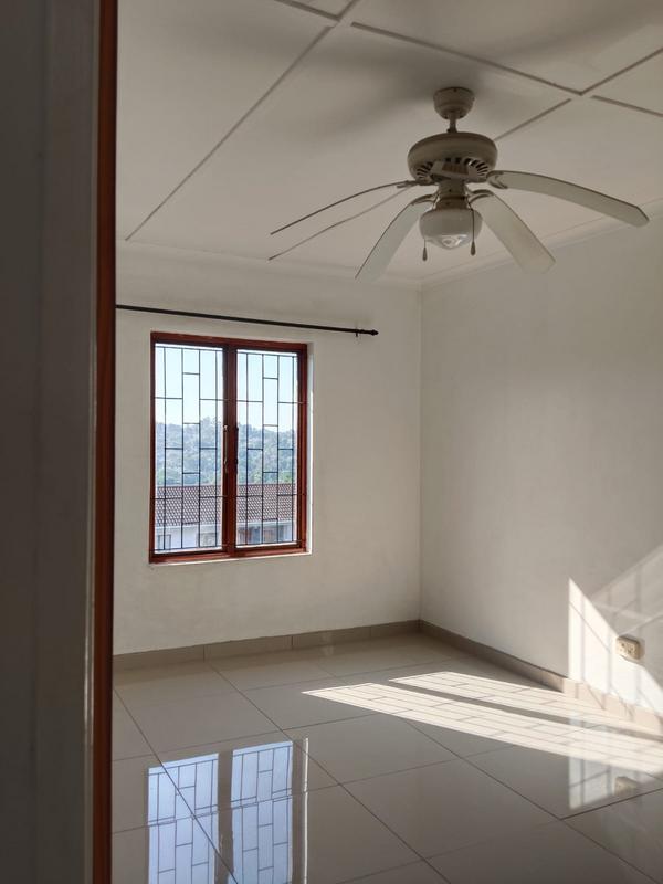 1 Bedroom Property for Sale in Pinetown KwaZulu-Natal