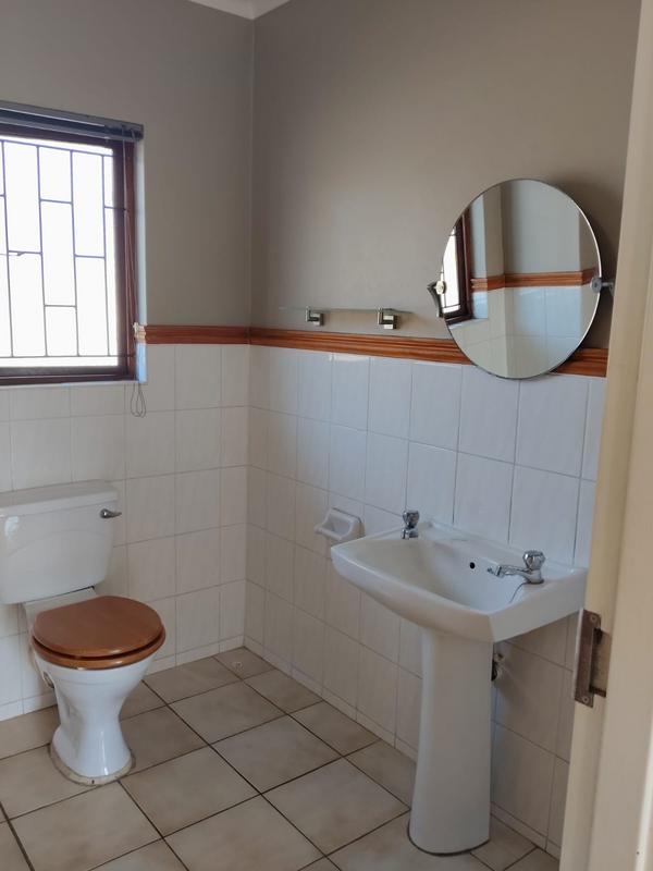 1 Bedroom Property for Sale in Pinetown KwaZulu-Natal