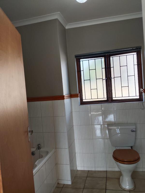 1 Bedroom Property for Sale in Pinetown KwaZulu-Natal