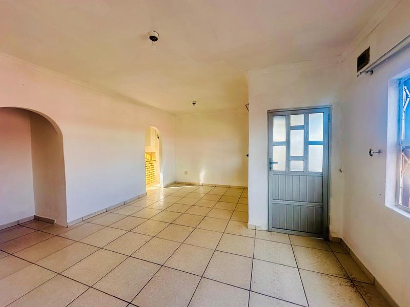 To Let 2 Bedroom Property for Rent in Montclair KwaZulu-Natal