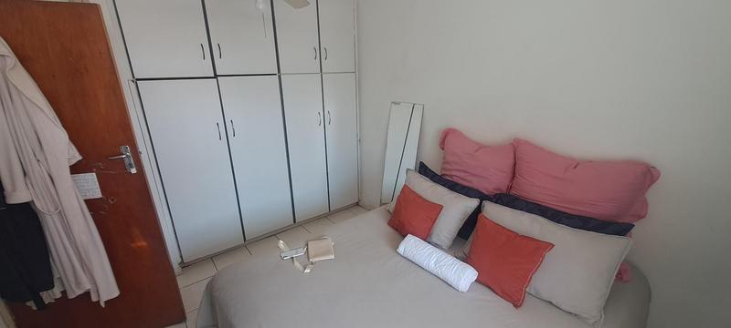 1 Bedroom Property for Sale in Overport KwaZulu-Natal