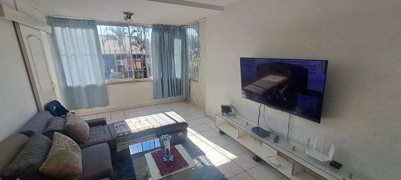 1 Bedroom Property for Sale in Overport KwaZulu-Natal