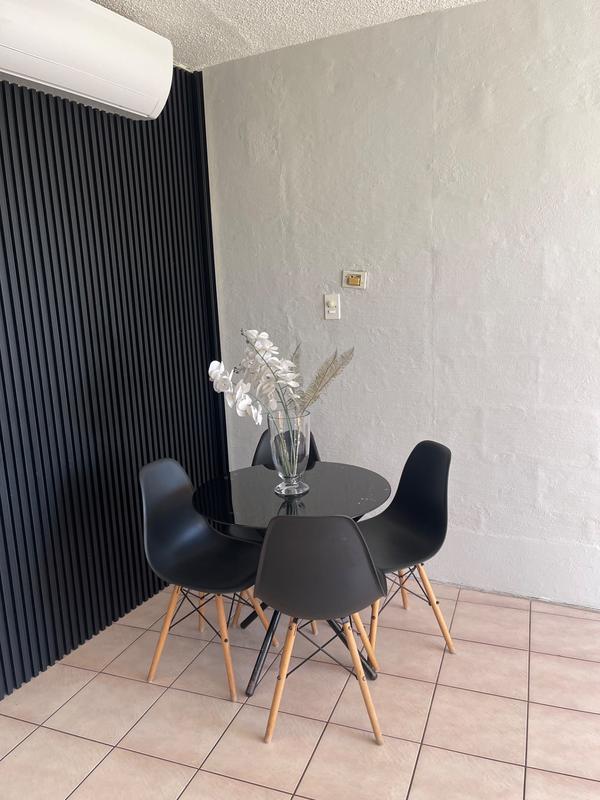 2 Bedroom Property for Sale in Umhlanga Rocks KwaZulu-Natal