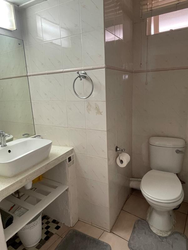 2 Bedroom Property for Sale in Umhlanga Rocks KwaZulu-Natal