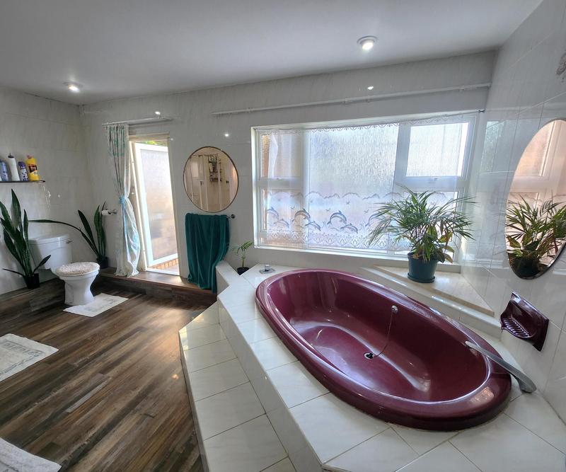 4 Bedroom Property for Sale in Ballito KwaZulu-Natal