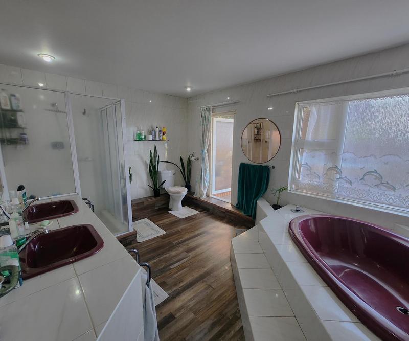 4 Bedroom Property for Sale in Ballito KwaZulu-Natal