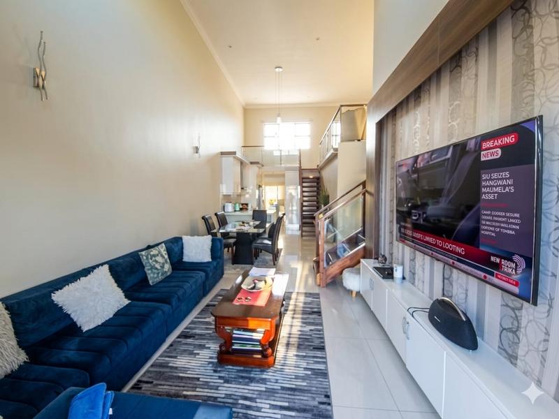 To Let 5 Bedroom Property for Rent in Umhlanga Rocks KwaZulu-Natal