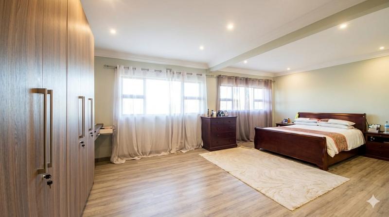 To Let 5 Bedroom Property for Rent in Umhlanga Rocks KwaZulu-Natal