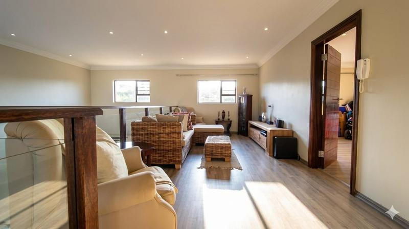 To Let 5 Bedroom Property for Rent in Umhlanga Rocks KwaZulu-Natal