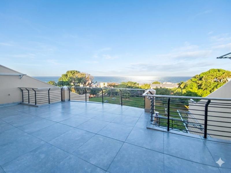 To Let 5 Bedroom Property for Rent in Umhlanga Rocks KwaZulu-Natal