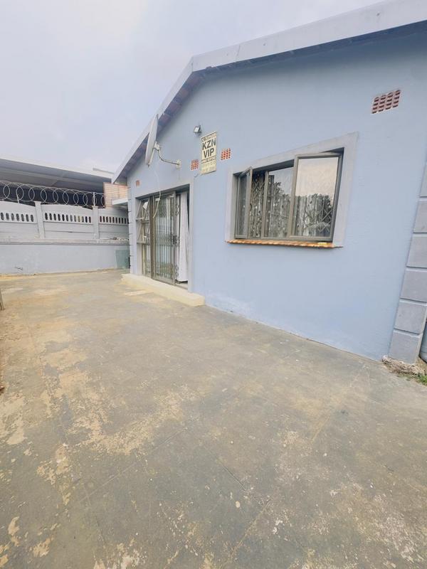 4 Bedroom Property for Sale in Newlands West KwaZulu-Natal