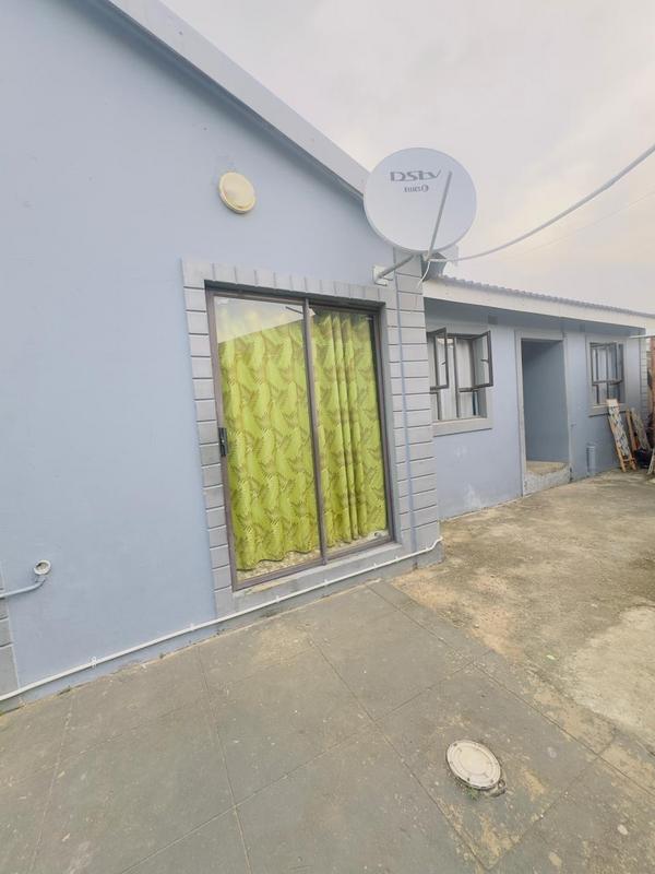 4 Bedroom Property for Sale in Newlands West KwaZulu-Natal
