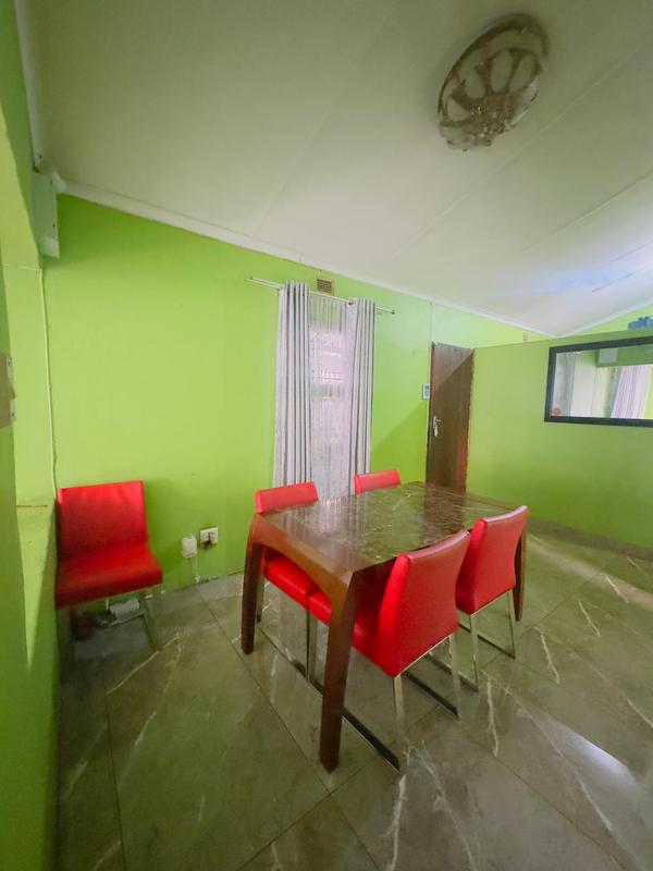 4 Bedroom Property for Sale in Newlands West KwaZulu-Natal