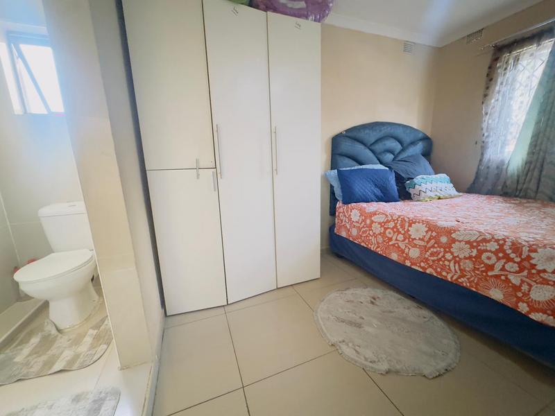 4 Bedroom Property for Sale in Newlands West KwaZulu-Natal