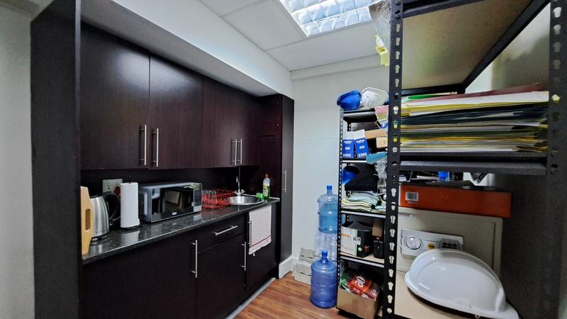 To Let Commercial Property for Rent in Essenwood KwaZulu-Natal