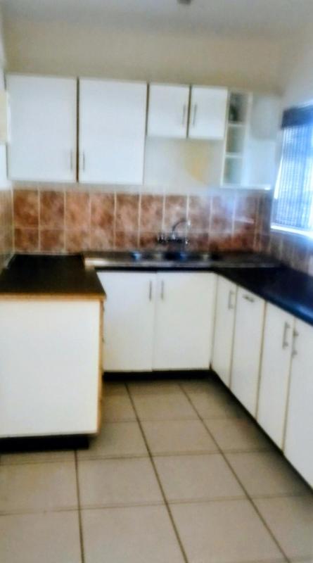 1 Bedroom Property for Sale in Empangeni Central KwaZulu-Natal