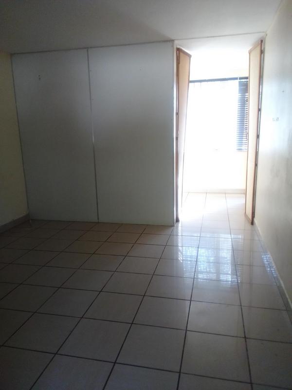 1 Bedroom Property for Sale in Empangeni Central KwaZulu-Natal