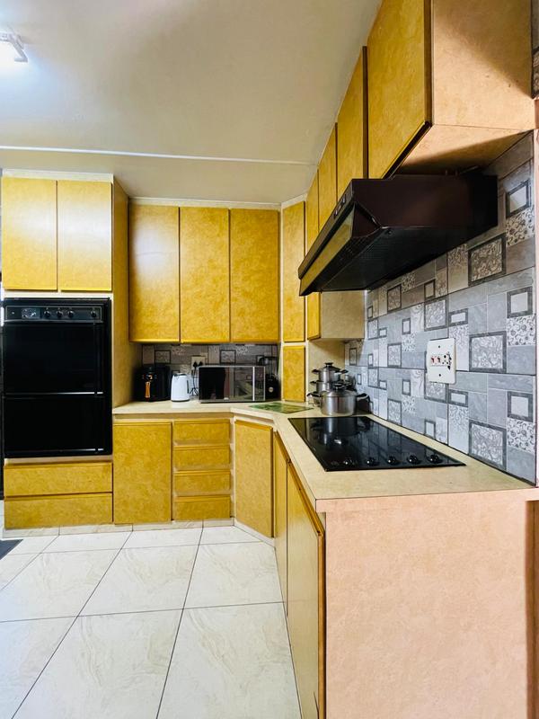 3 Bedroom Property for Sale in Regency Park KwaZulu-Natal
