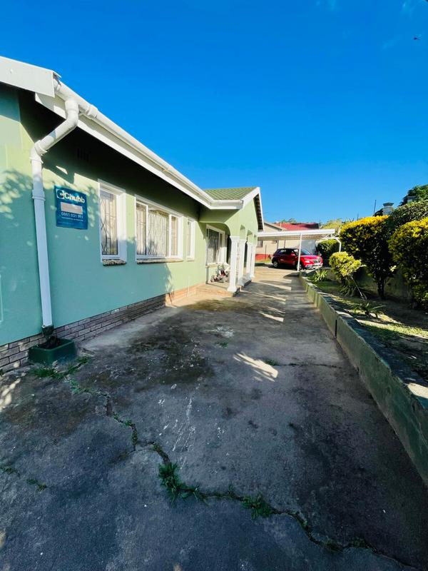 3 Bedroom Property for Sale in Regency Park KwaZulu-Natal