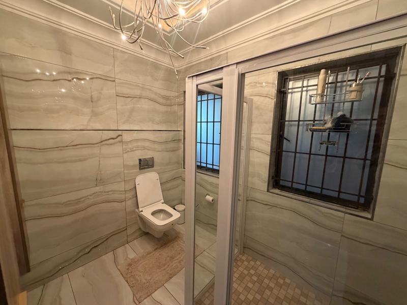 5 Bedroom Property for Sale in La Lucia KwaZulu-Natal