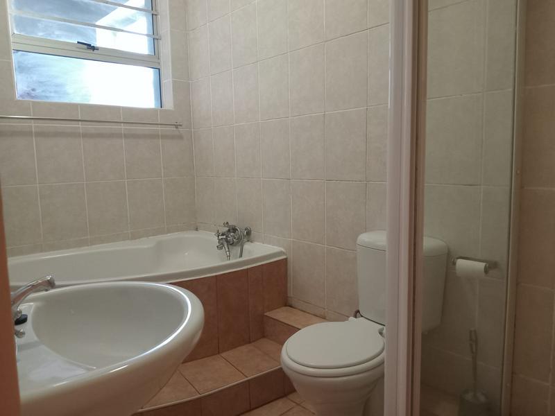 To Let 2 Bedroom Property for Rent in Margate KwaZulu-Natal
