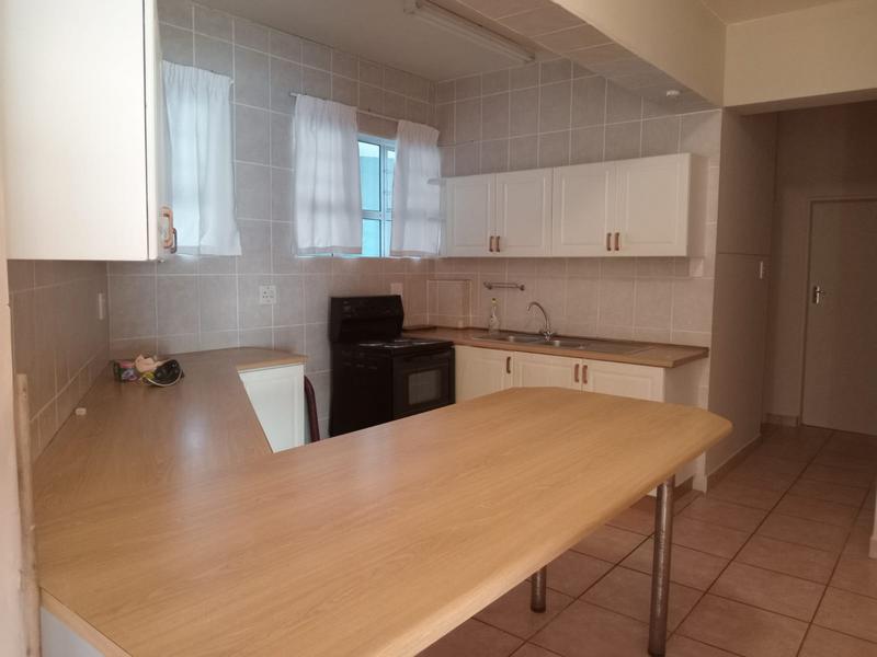 To Let 2 Bedroom Property for Rent in Margate KwaZulu-Natal