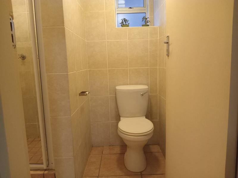 To Let 2 Bedroom Property for Rent in Margate KwaZulu-Natal