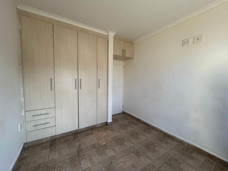 2 Bedroom Property for Sale in Manaba Beach KwaZulu-Natal