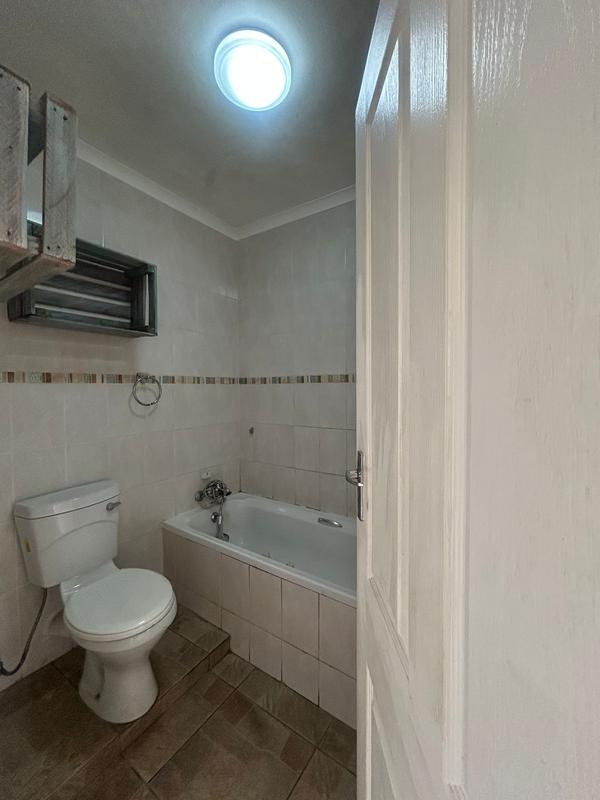 2 Bedroom Property for Sale in Manaba Beach KwaZulu-Natal
