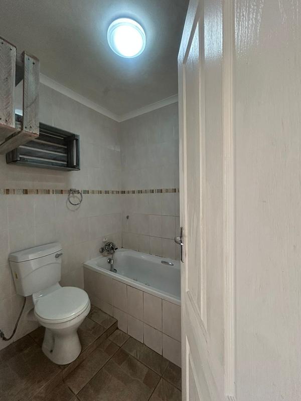 2 Bedroom Property for Sale in Manaba Beach KwaZulu-Natal