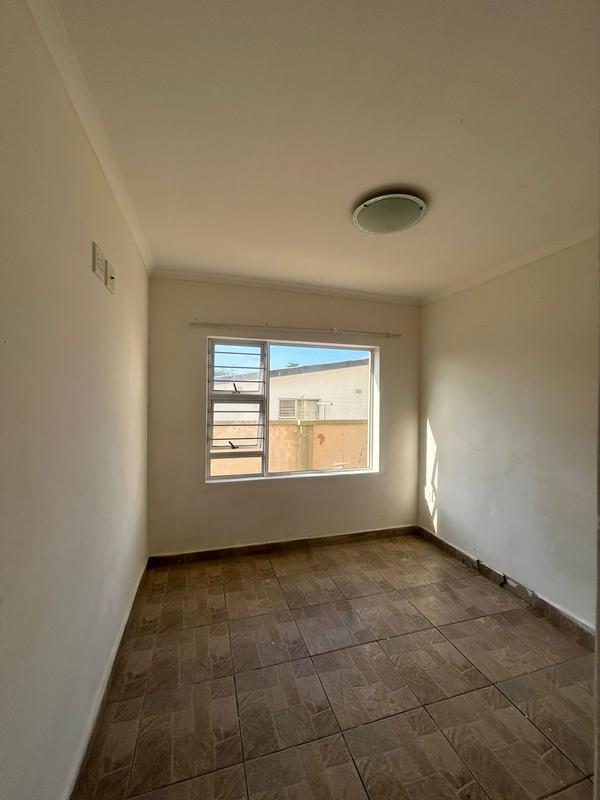 2 Bedroom Property for Sale in Manaba Beach KwaZulu-Natal