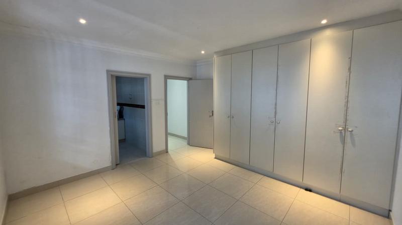 5 Bedroom Property for Sale in Malvern KwaZulu-Natal