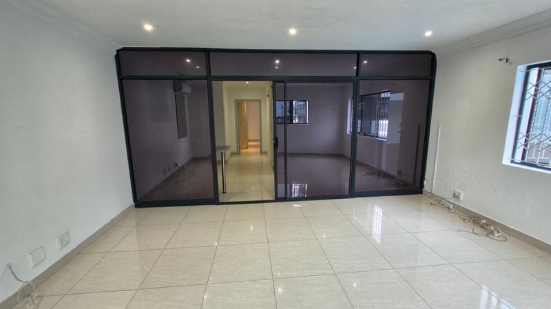 5 Bedroom Property for Sale in Malvern KwaZulu-Natal