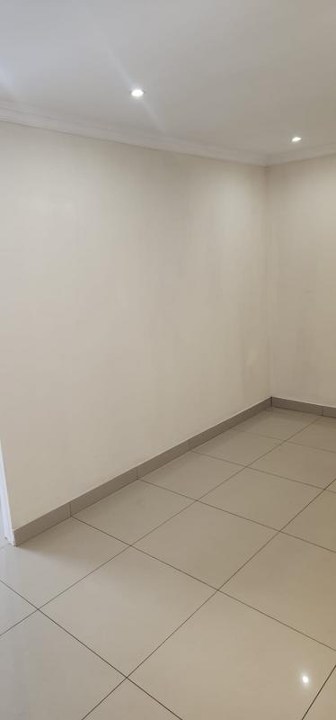 To Let 2 Bedroom Property for Rent in Umhlanga KwaZulu-Natal