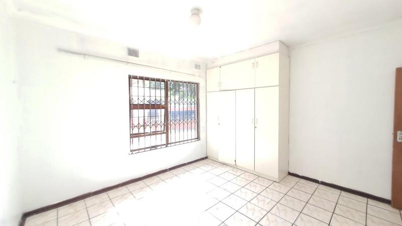 To Let 2 Bedroom Property for Rent in Bluff KwaZulu-Natal