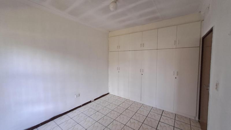 To Let 2 Bedroom Property for Rent in Bluff KwaZulu-Natal