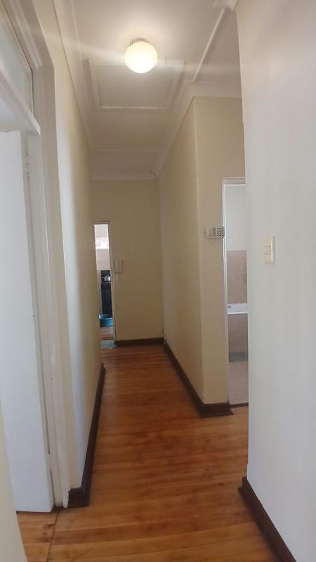 5 Bedroom Property for Sale in Montclair KwaZulu-Natal