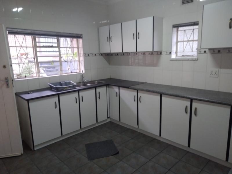 To Let 3 Bedroom Property for Rent in Pinetown KwaZulu-Natal