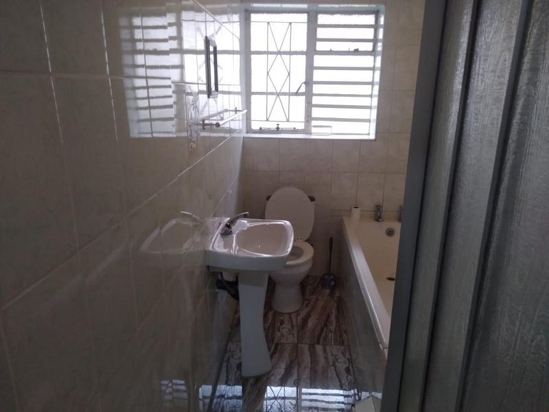 To Let 3 Bedroom Property for Rent in Pinetown KwaZulu-Natal