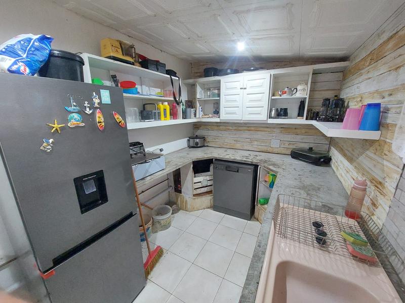 3 Bedroom Property for Sale in Uvongo KwaZulu-Natal